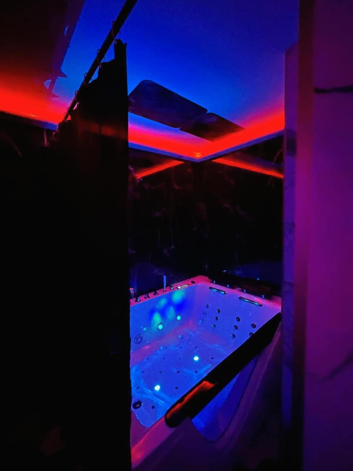 Proche Paris-orly Entier Et Son Jacuzzi Apartment Grigny (Essonne)